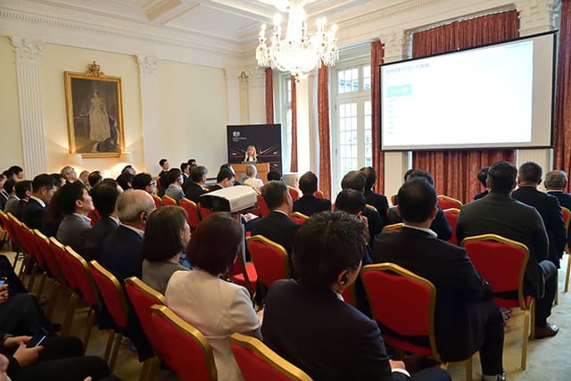 2025年6月 「Natcap・あいおいニッセイ同和損保パートナーシップフォーラム2025」でのKathyWillis教授(Oxford大学生物多様性教授)による講演の模様